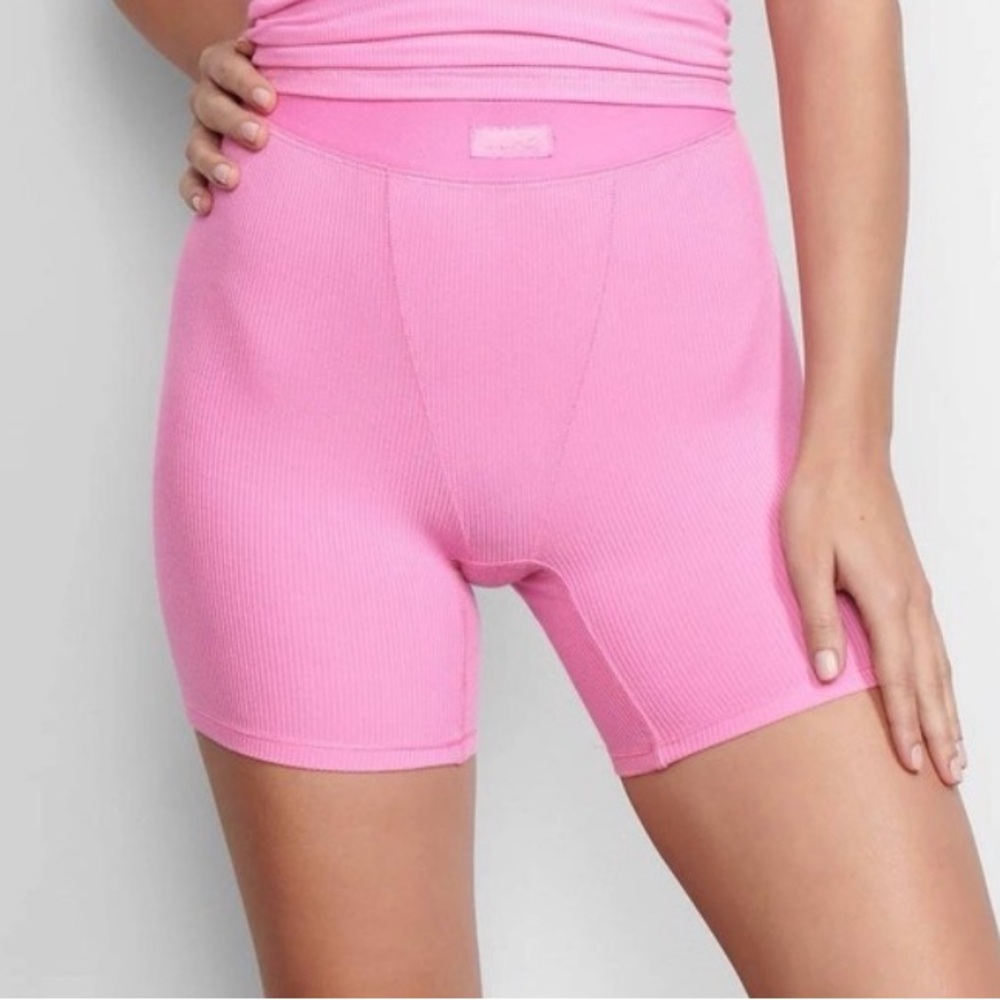 SKIMS Soft Lounge Ribbed Boxer Shorts NWT